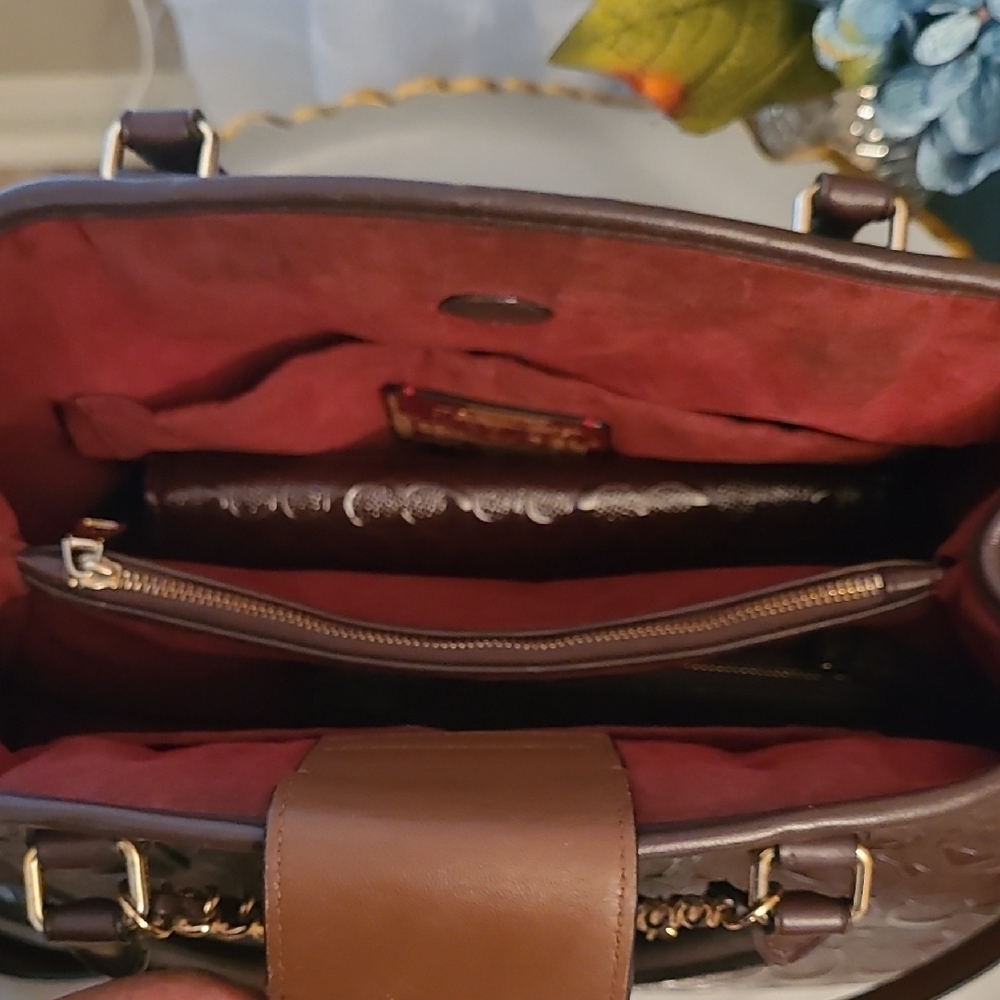 3 Piece Set Coach Signature Oxblood Margot Bag Crossover & 2 Matching Wallets - Picture 10 of 17
